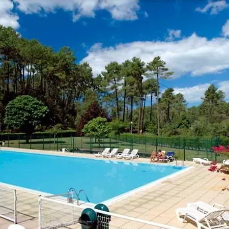 Hotel Village Sous Les Pins